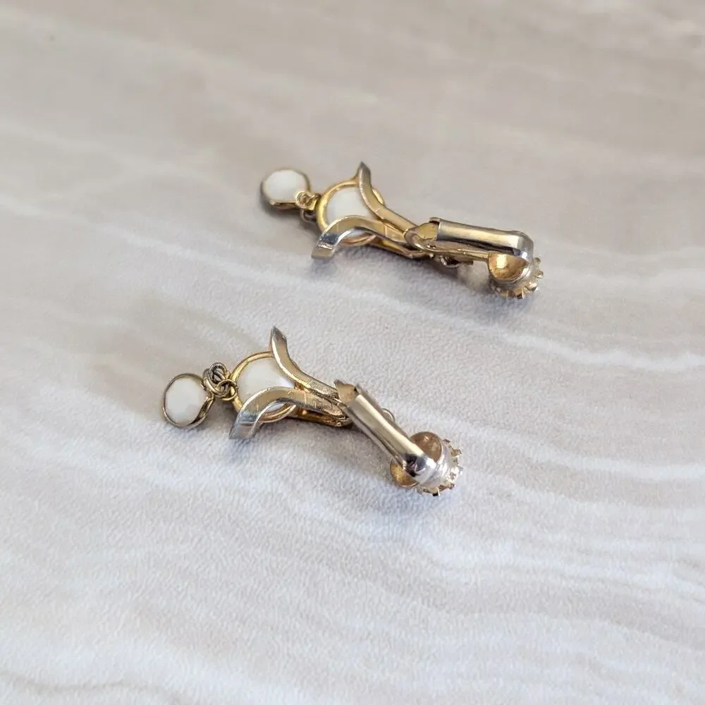 Vintage Clip On Earrings Gold Tone & White Stylish Dangle Drop Earrings